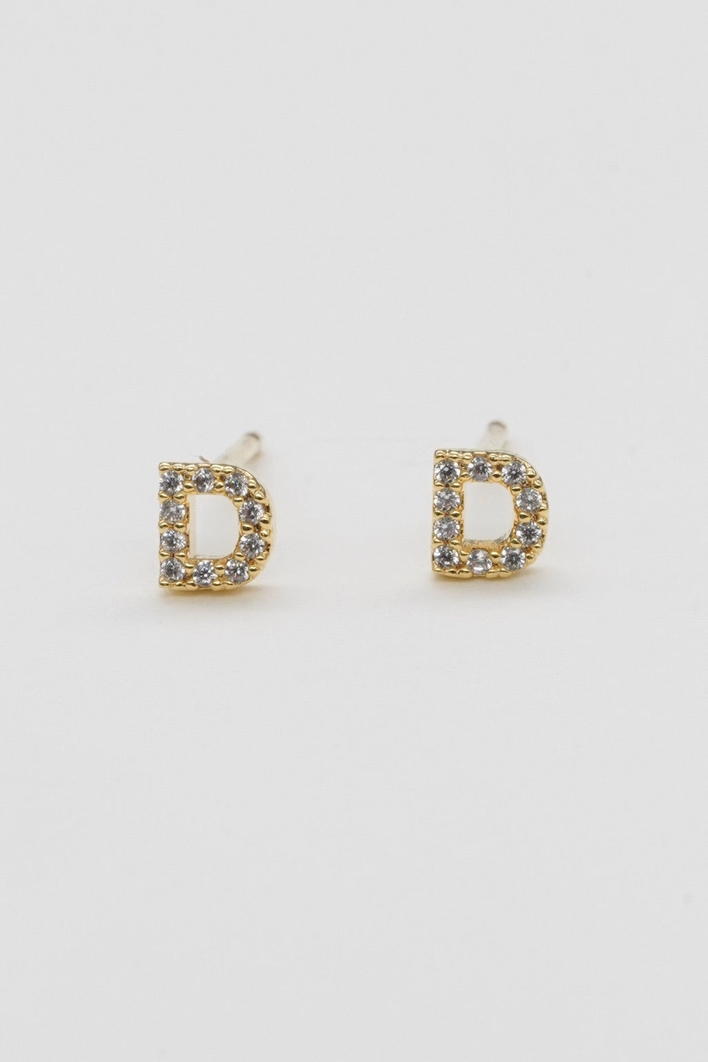 Shiny Inital Stud