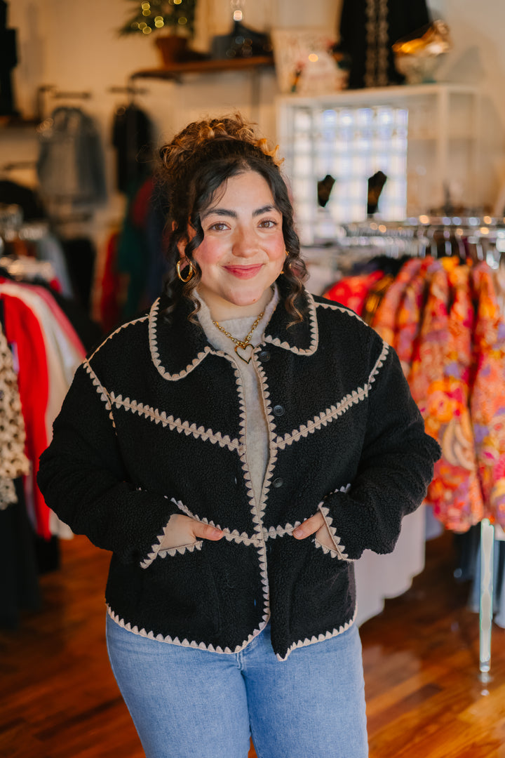 Round Point Collar Jacket