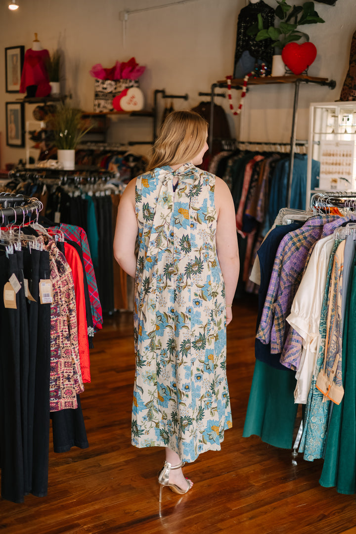 Sleeveless Floral Pattern Dress