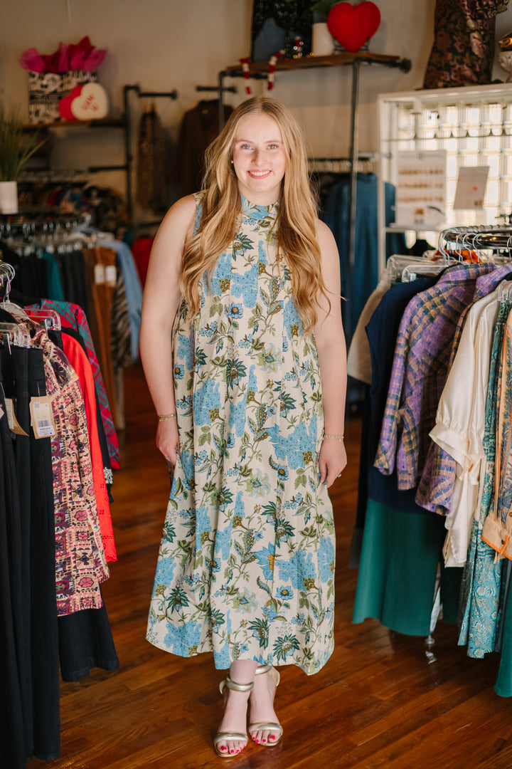 Sleeveless Floral Pattern Dress