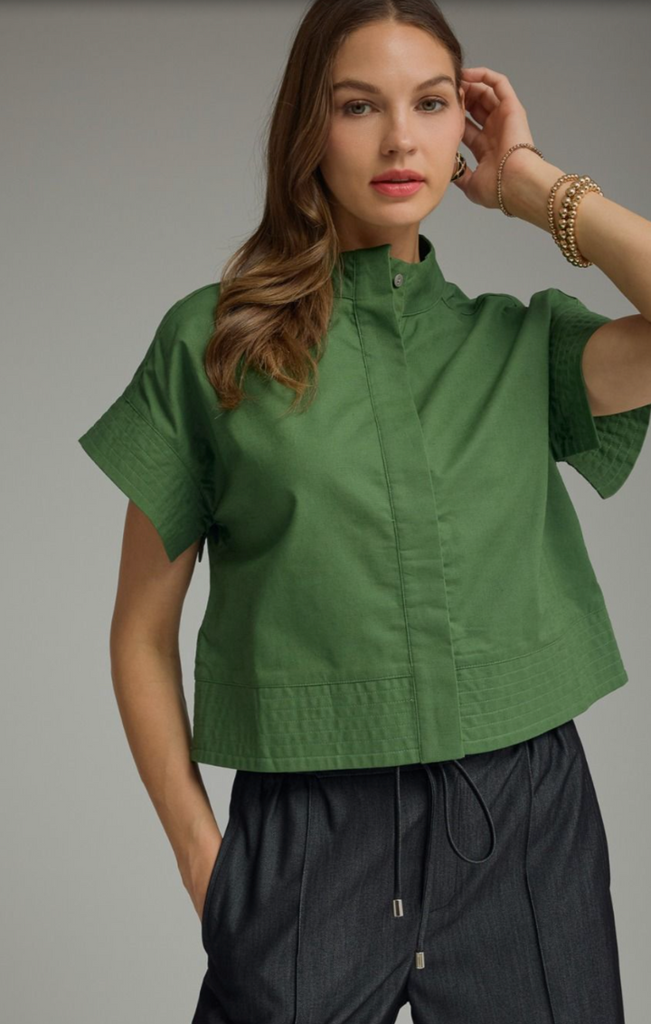 Concealed Button Top