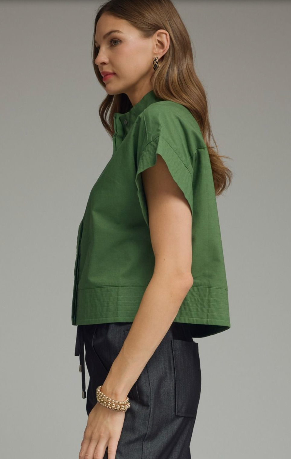 Concealed Button Top