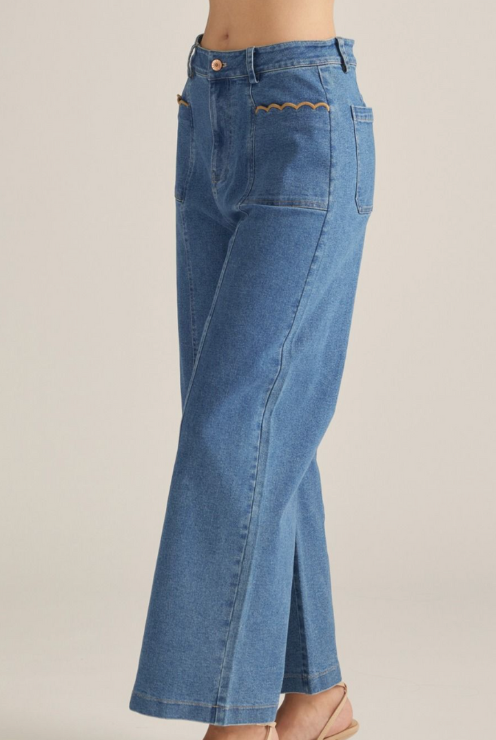 Scallop Pocket Denim Pant