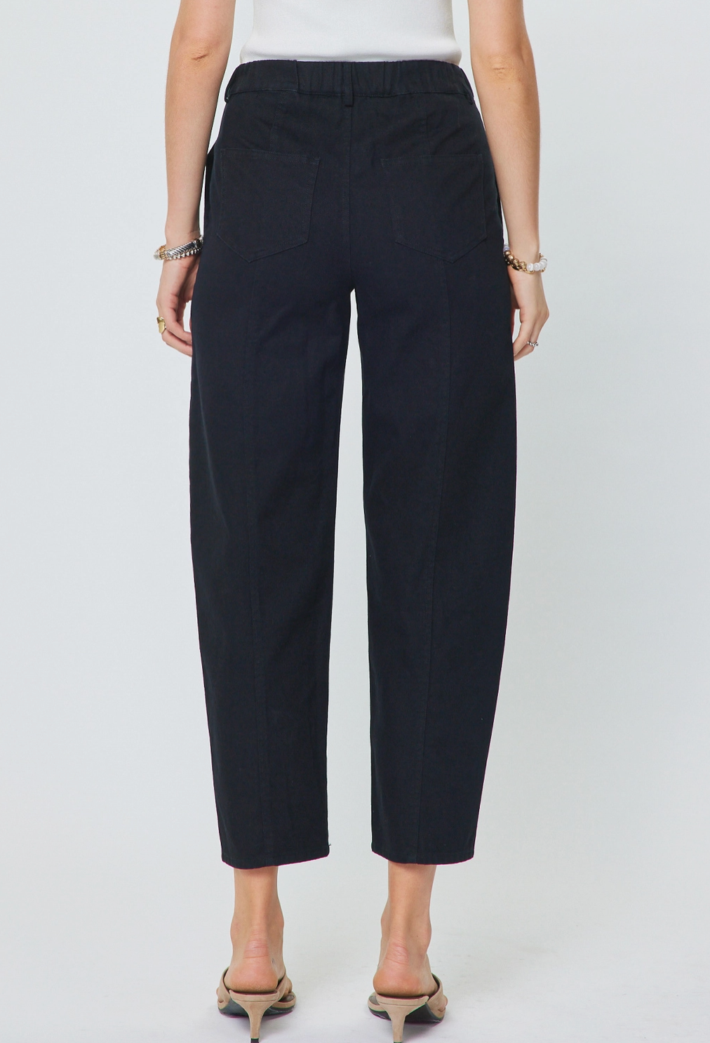 Embroidered Barrel Leg Pant
