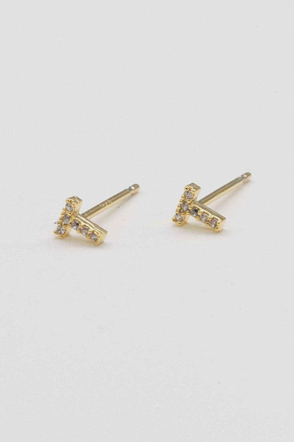 Shiny Inital Stud