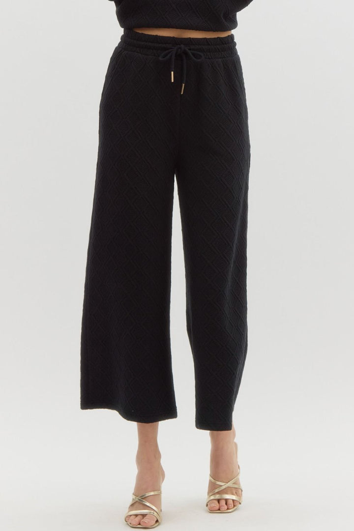 Embossed High Waisted Ankle Pant