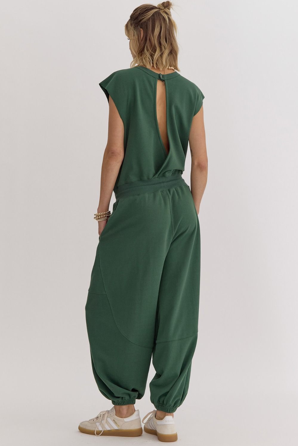 Solid Sleveless Jumpsuit