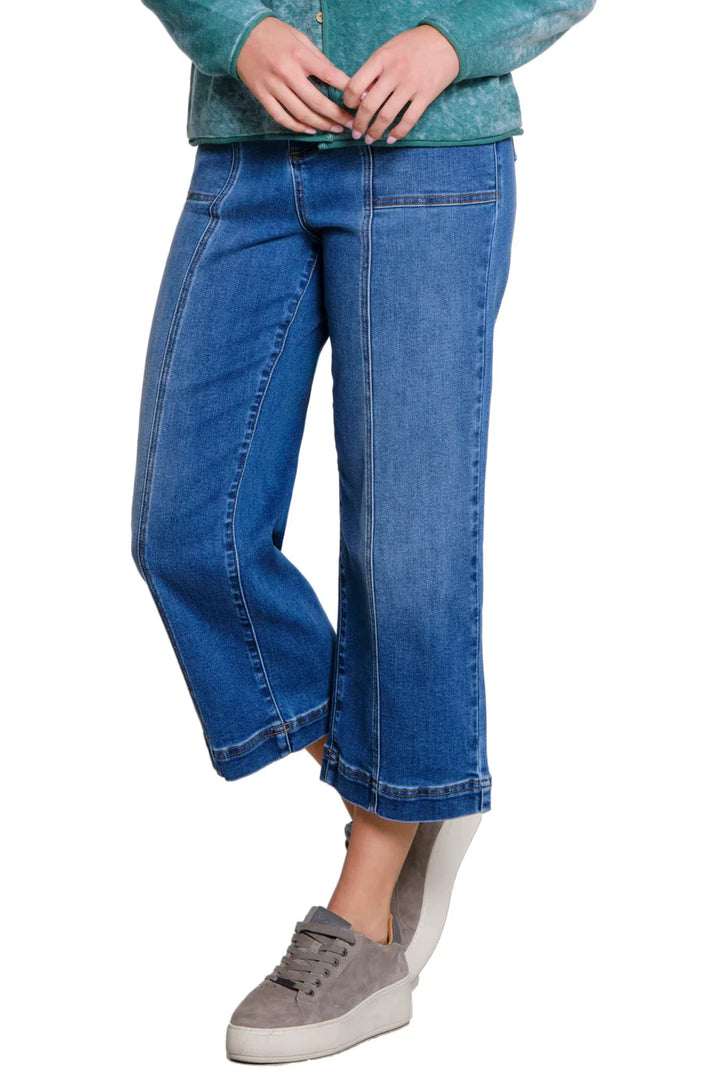 Front Seam Crop Jean